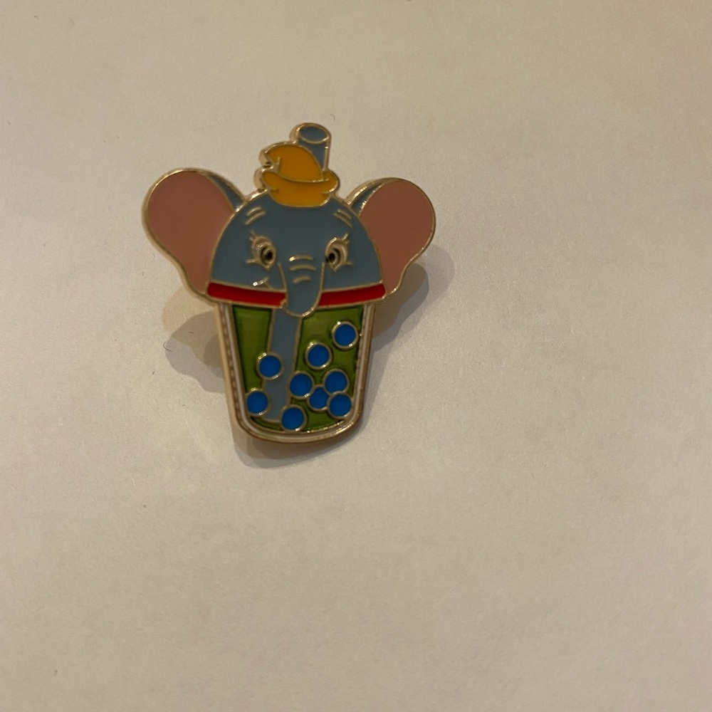 NWOT Disney Dumbo Boba Pin.
